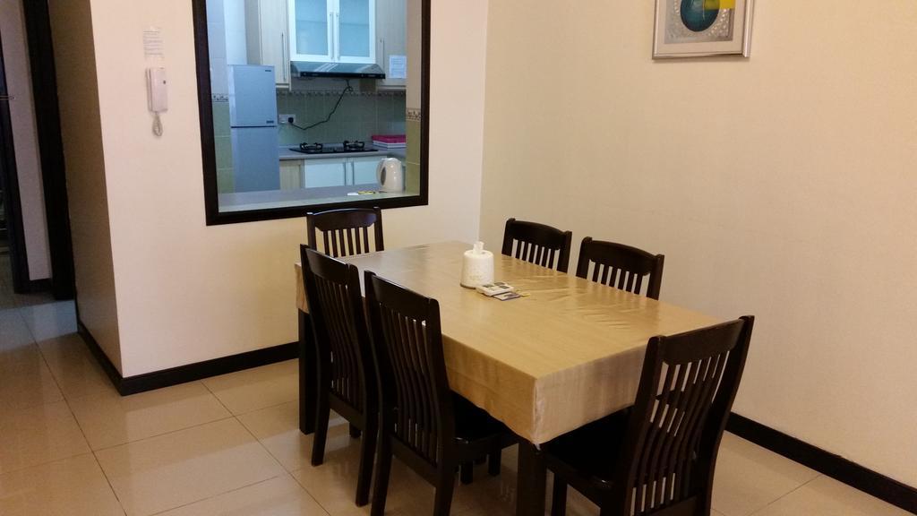 Marina Court Kota Kinabalu- Bigger Group Stay Together- 6 Bedroom Apartments ห้อง รูปภาพ