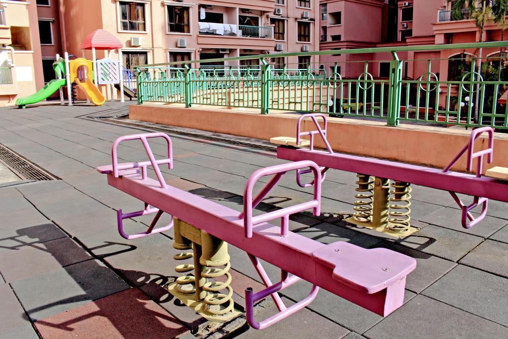 Marina Court Kota Kinabalu- Bigger Group Stay Together- 6 Bedroom Apartments ภายนอก รูปภาพ